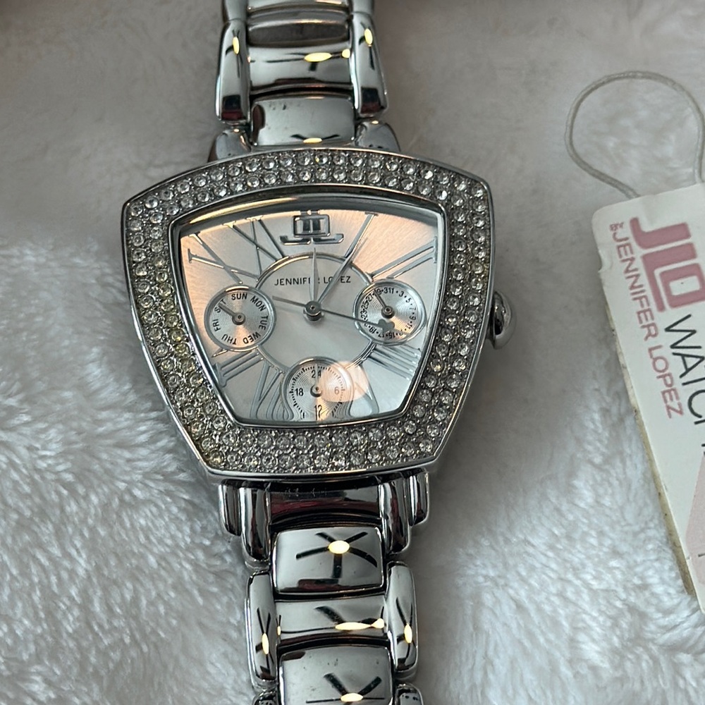 Jlo Watch - image 1